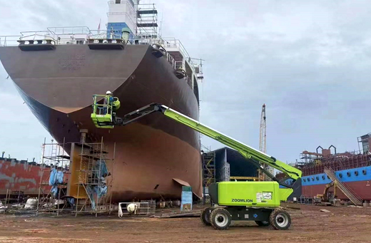 shipyard Indonesia